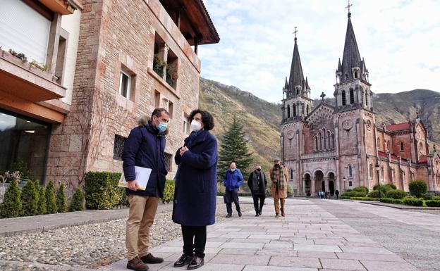 El Camino de los Santuarios será «uno de los ejes vertebradores» de Covadonga 2022