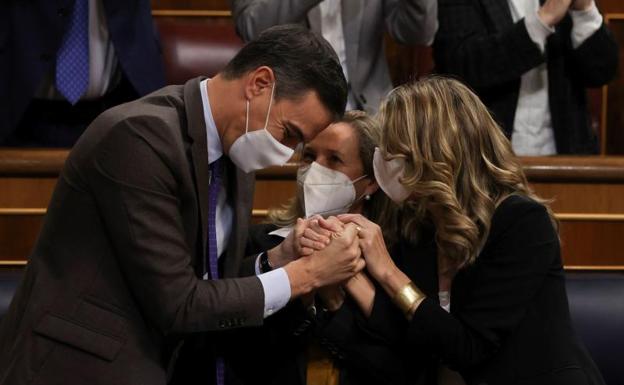 Casado se agarra a la justicia para anular el «pucherazo» de la reforma laboral