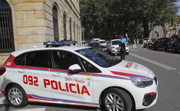 Detenido un conductor en Gijón dos veces en dos horas por triplicar la tasa de alcohol