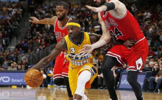 Un exjugador de la NBA provoca un altercado violento en el aeropuerto de Barajas