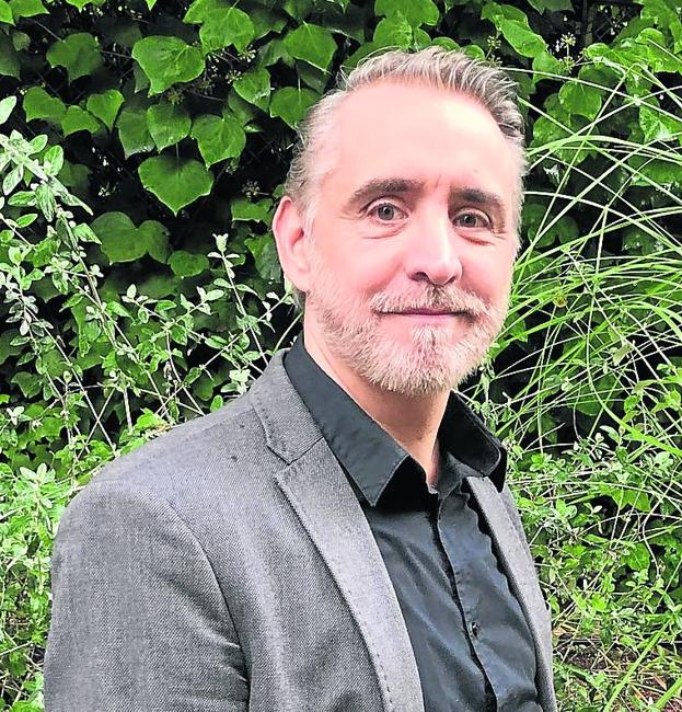 «No destacar también es un arte»