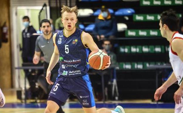 El Unicaja muestra otra cara pero termina sucumbiendo en Lleida