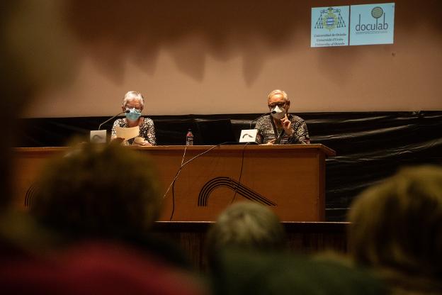 «El estatus de la mujer de la Edad Media no es tan trágico como se puede llegar a pensar»