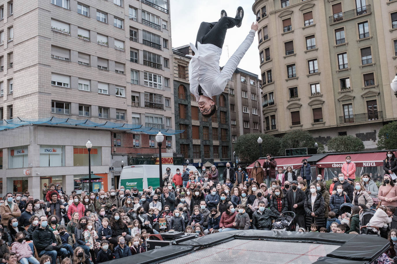 Veinte funciones para los dos últimos días de Feten