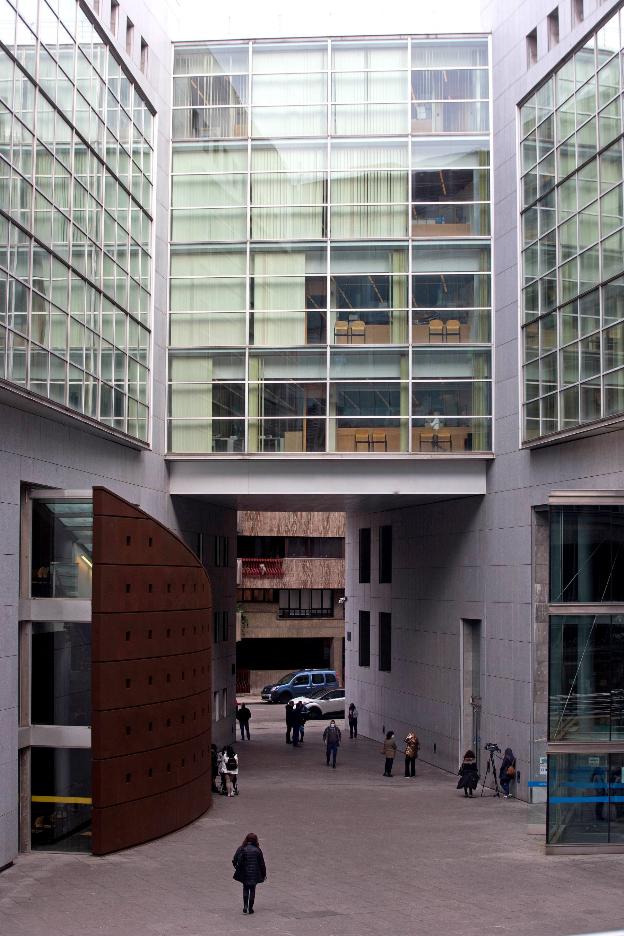 Chamorro exige que se tenga en cuenta a la Justicia en la reordenación de Llamaquique