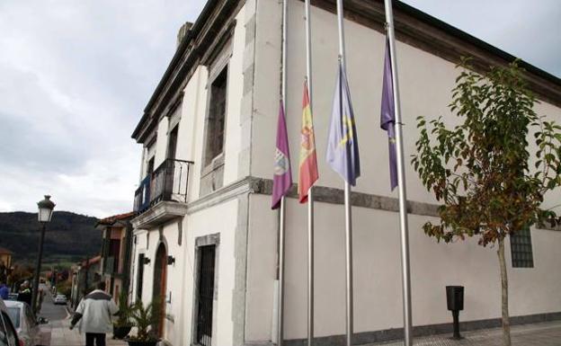 Soto reparte 16.000 euros en ayudas directas a asociaciones