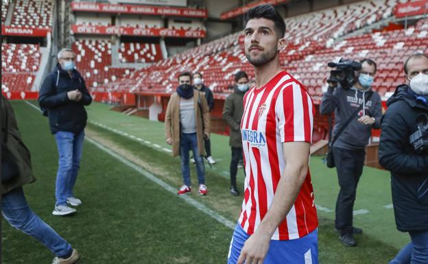 Calavera: «El Sporting es un club con exigencia y estamos preparados para pelear por todo»