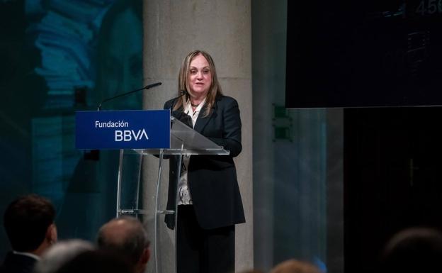 La catedrática María Ángeles Gil Álvarez recibe la medalla de la Sociedad Española de Estadística 2021