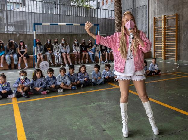 'El show de Susana' y el payaso Tato animarán el Antroxu