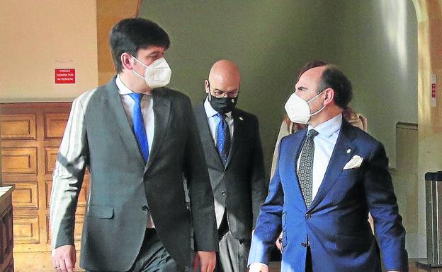 La Universidad, con muchas dudas y dos meses de plazo para resolverlas