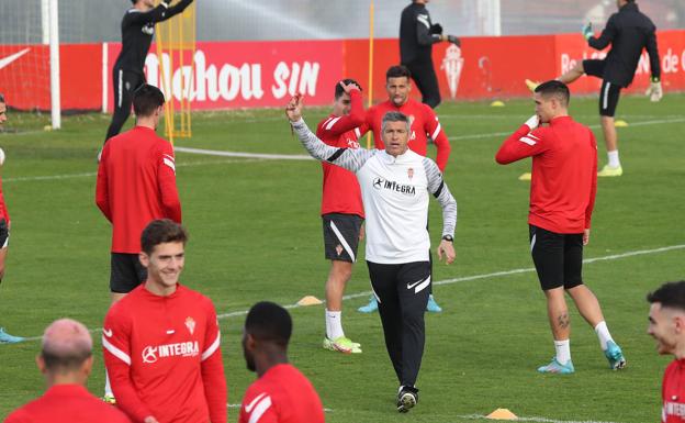 Martí marca intensidad en su primer entrenamiento con el Sporting