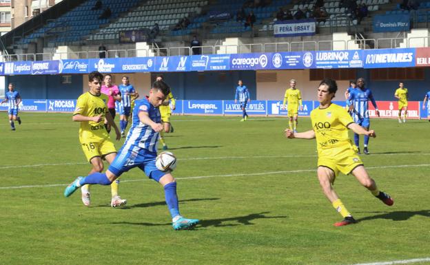 El Avilés vuelve a perder en casa