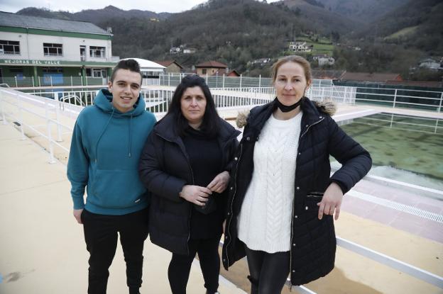 La directiva vecinal de Turón prioriza las piscinas: «Son del pueblo para el pueblo»