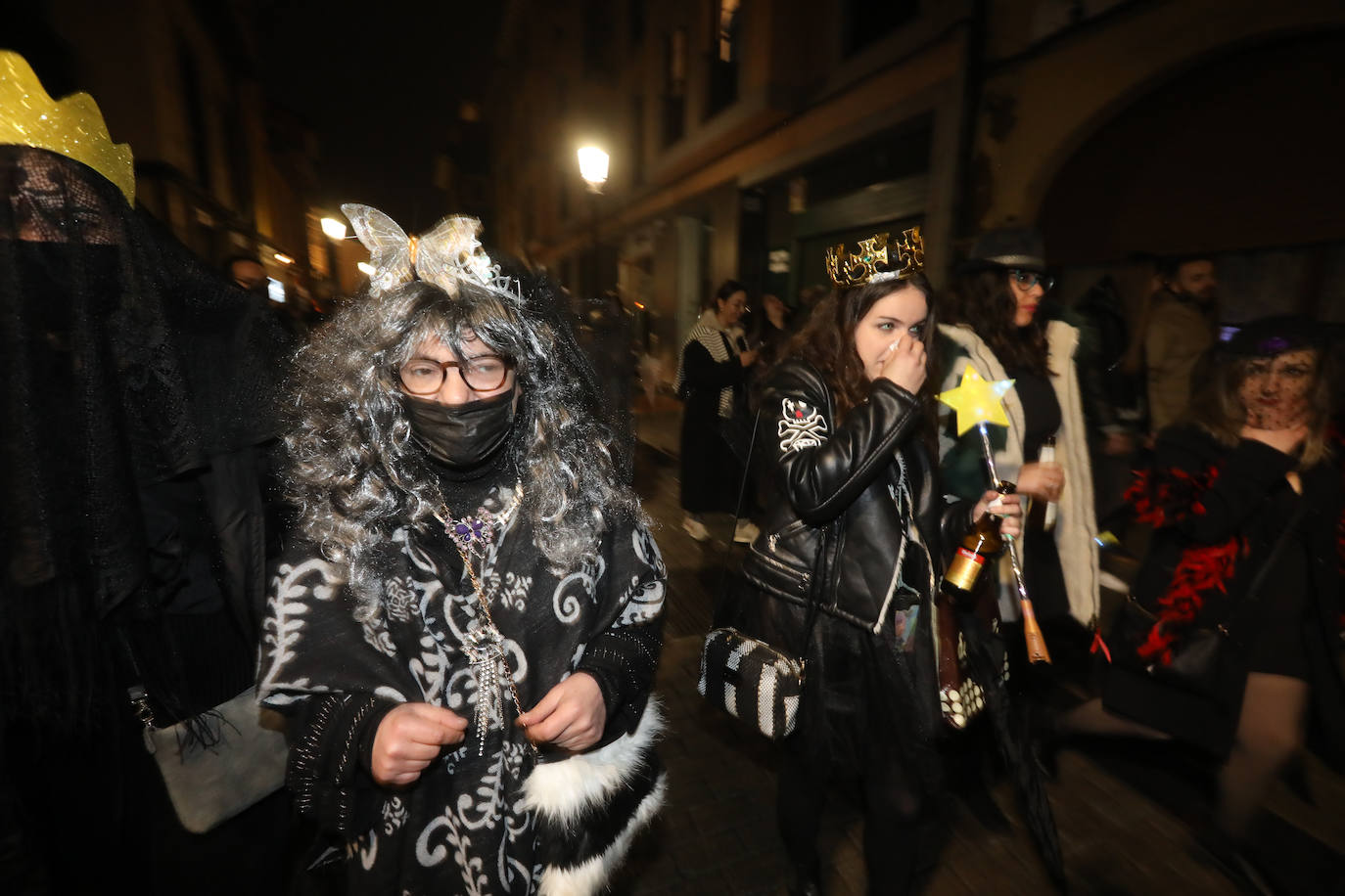 El Antroxu entierra a su sardina en Avilés