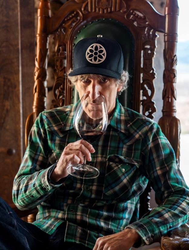 «No he dicho adiós al sexo, pero los tragos largos han muerto»