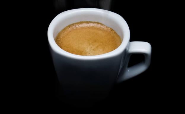 Un hombre muere por una sobredosis de cafeína