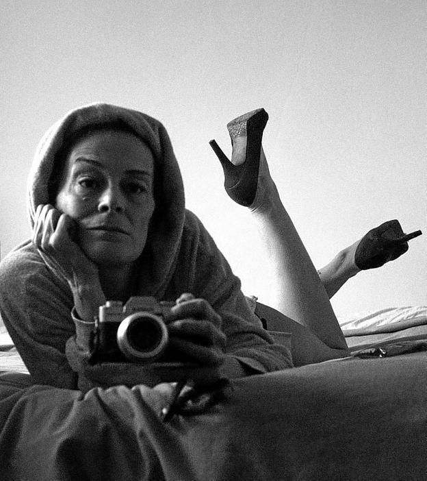 Neón, un presente incierto con sabor añejo