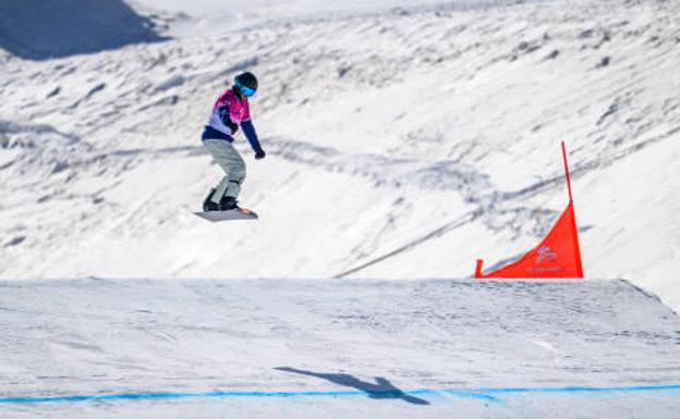 El asturiano Víctor González, descalificado del snowboard cross por un «asunto disciplinario»