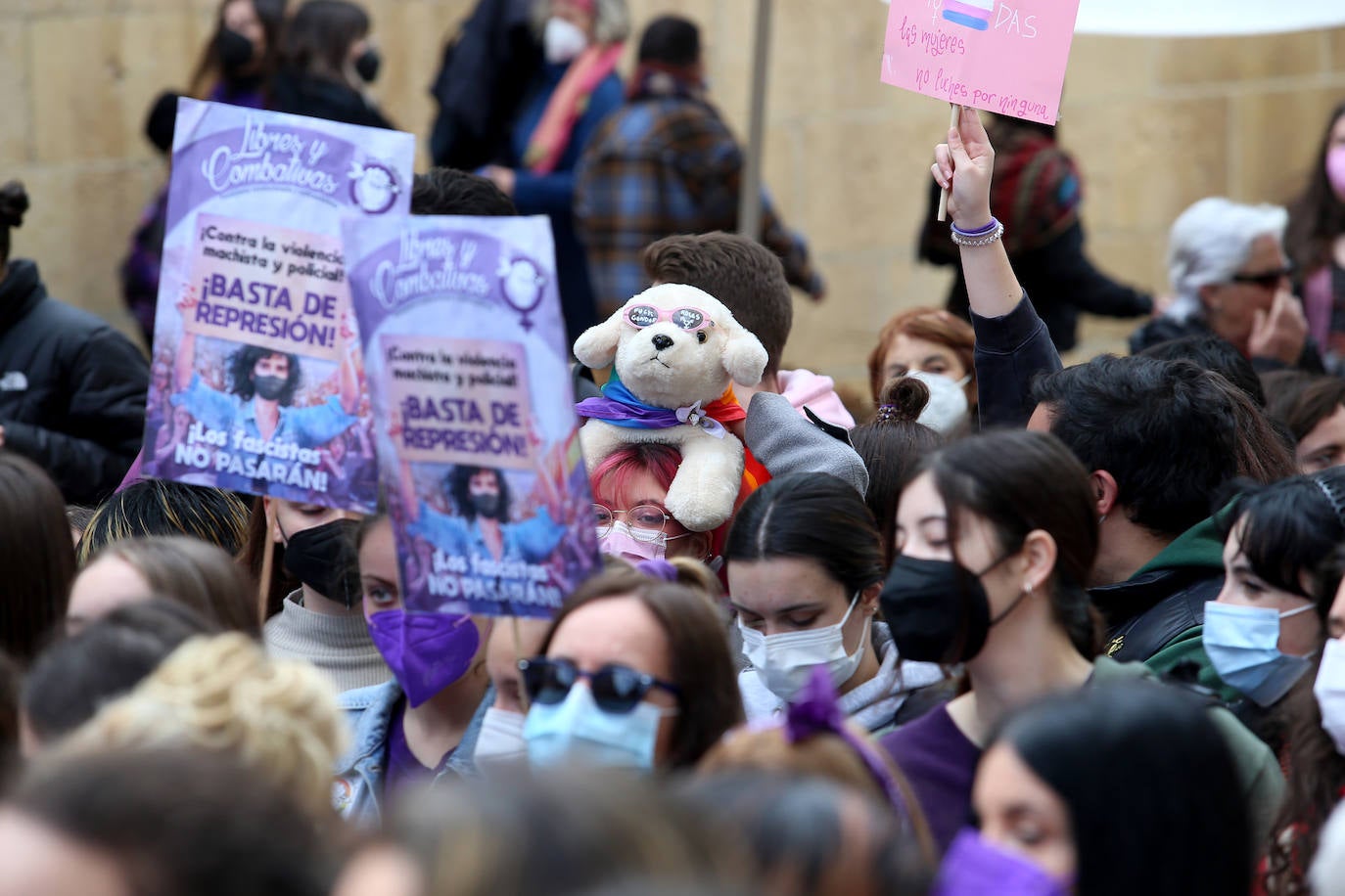 8M floral y reivindicativo