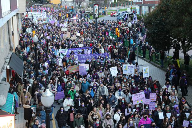 La imparable marcha morada de las mujeres asturianas