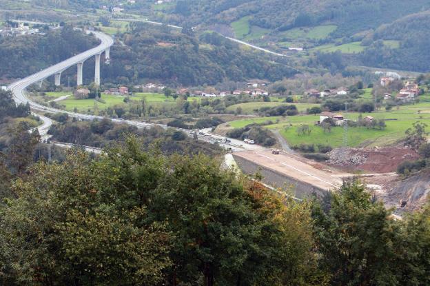 «No prometemos autovías. La prioridad es clara: acabar las obras de la segunda calzada»