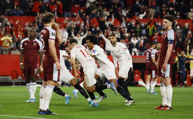 Munir premia la madurez del Sevilla ante el West Ham