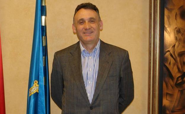 José Antonio Díaz Lago sustituirá a Pilar Manero en la gerencia de la Universidad