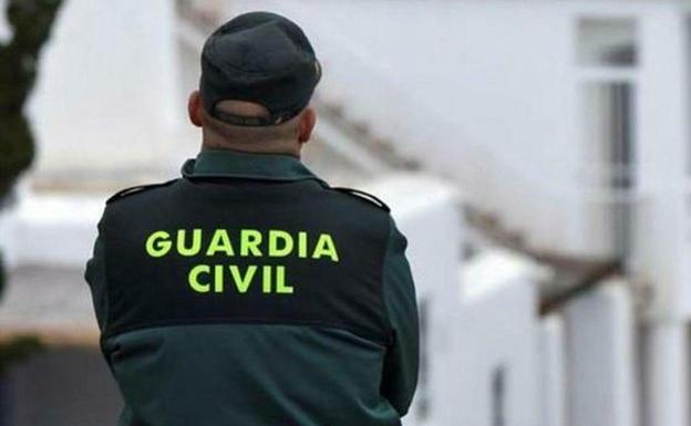 Hallan el cadáver de una mujer con varios golpes en un punto limpio de Orense