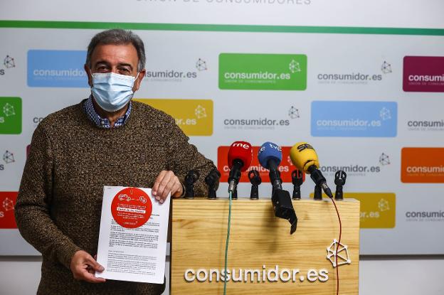 5.000 reclamaciones por el cartel de los coches