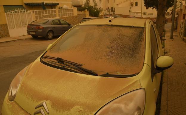 Cómo lavar el coche del polvo de la calima