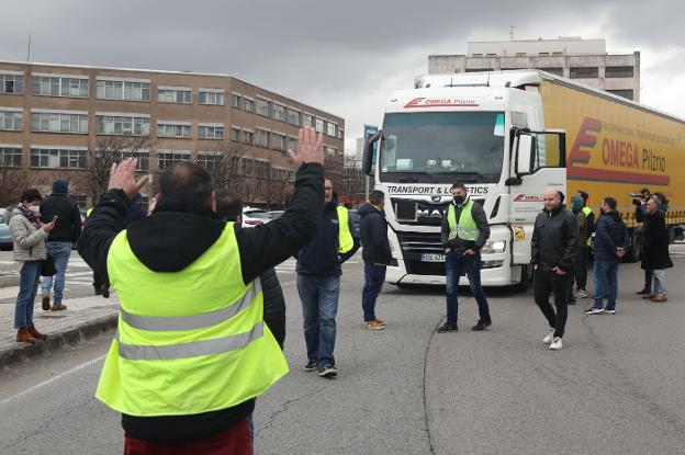 Arcelor adelanta la parada de alambrón por la saturación de los almacenes