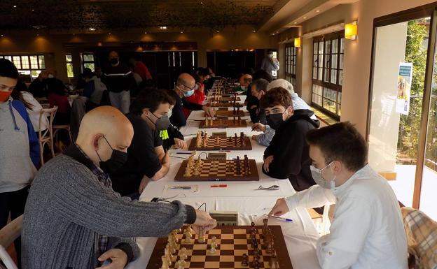 Ajedrez | Iyán Guedes e Ignacio Bajo finalizaron en tablas