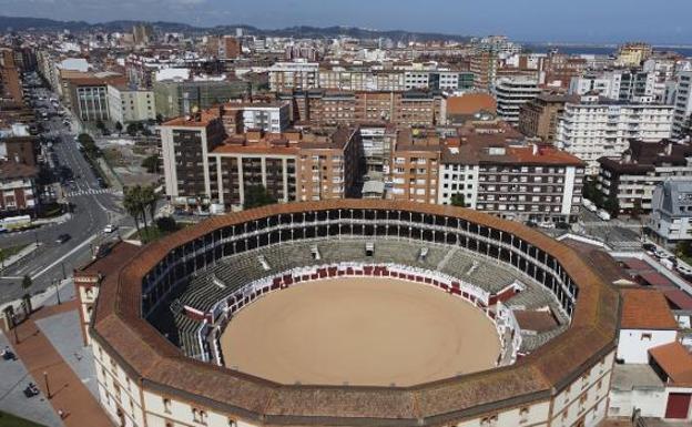 Los hundimientos en la plaza de toros impedirán los festejos