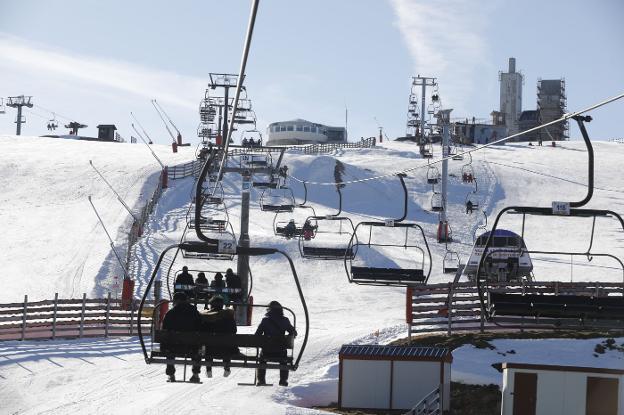 Solo una empresa supera el corte para el plan de modernización de Valgrande-Pajares