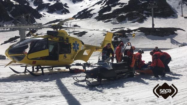 Herido grave un esquiador de 43 años en Fuentes de Invierno