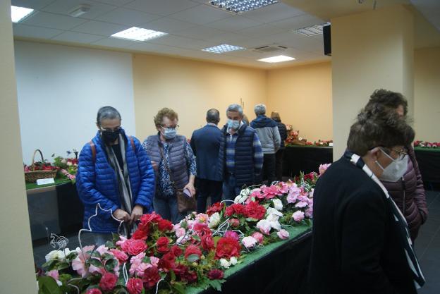 La exposición de camelias termina con 350 visitantes