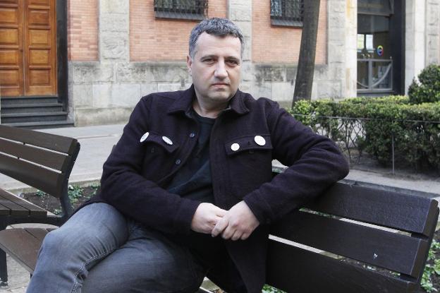 «A quien asista a clase y trabaje le pondré la máxima nota, un 10»