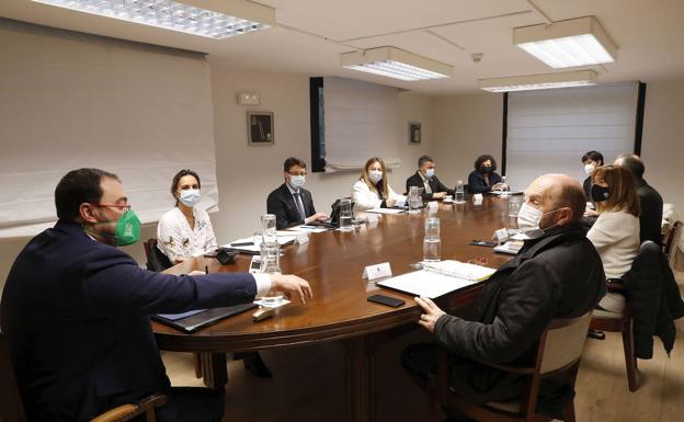 El Principado destina 1,7 millones para crear fondos de libros de texto en colegios públicos