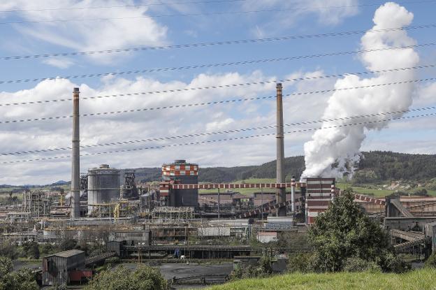 Arcelor reactivará un ERTE para toda su plantilla por la crisis y el paro del transporte