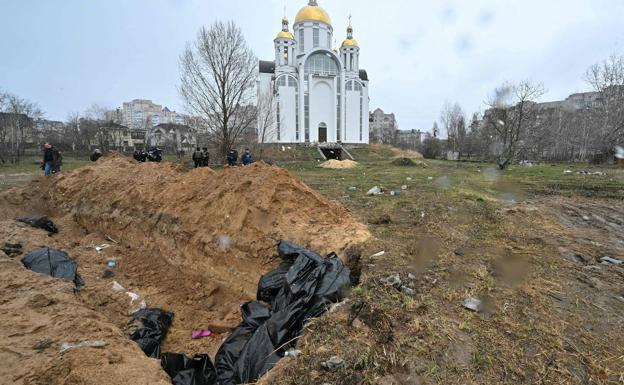 «Me dijo que le practicara sexo oral con la pistola en la sien»