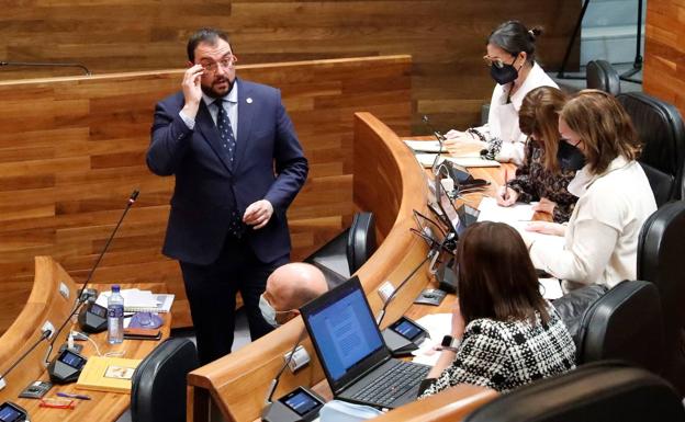 El Principado revisará los precios de las licitaciones para «salvar la mayor parte» de las obras