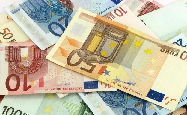 Los consejos de la Guardia Civil para evitar que te cuelen un billete falso