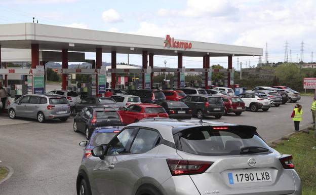 Las ventas de las gasolineras asturianas crecen hasta un 50%