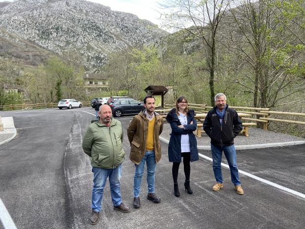 Ponga estrena la primera área para autocaravanas en un parque natural