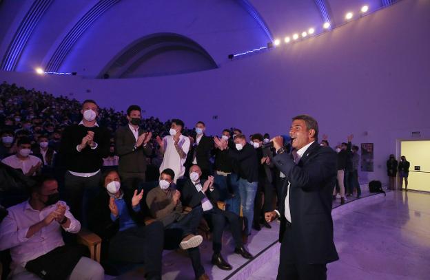 Arturo Elías anima a los suyos antes de medirse al Leganés