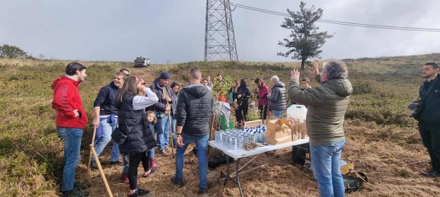 GAM y Bosquia plantan 500 árboles en Candamo