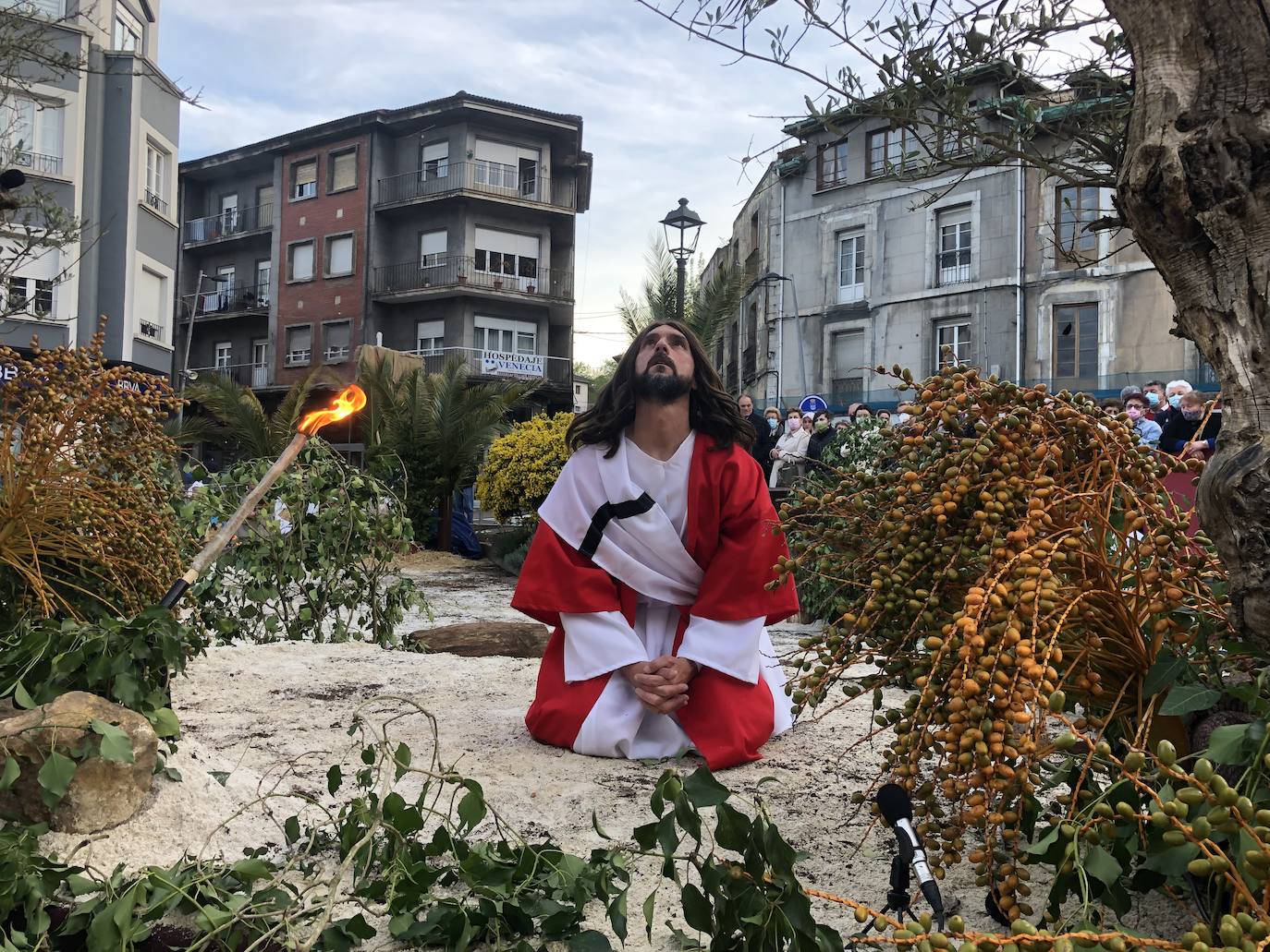 El Via Crucis de Infiesto, aún más espectacular