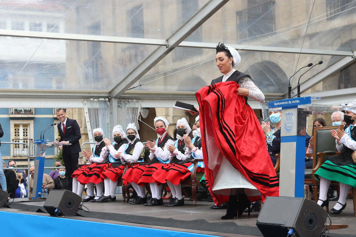 Rossy de Palma pronuncia el pregón de Avilés entre tradición y sidra