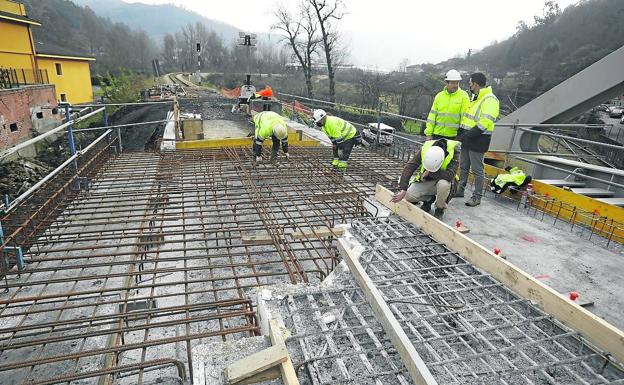 Asturias suma 5.600 indefinidos en tres meses de reforma laboral, pero un tercio a tiempo parcial