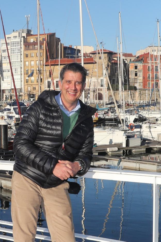 «No vamos a poner cordones sanitarios a ningún partido»